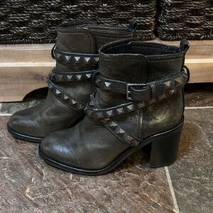 Tory Burch Leather Studded Moto Biker Ankle Boots Black Pewter US 6
